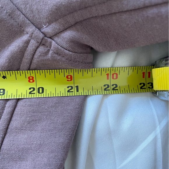 Victoria’s Secret Victoria Sport long sleeve full zip hoodie size large- mauve - Picture 10 of 10